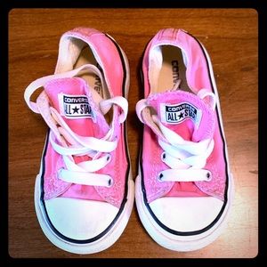 Toddler Pink Chuck Taylor All Star Low Top